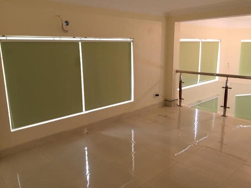 Rèm câu vồng cho văn phòng quận 2