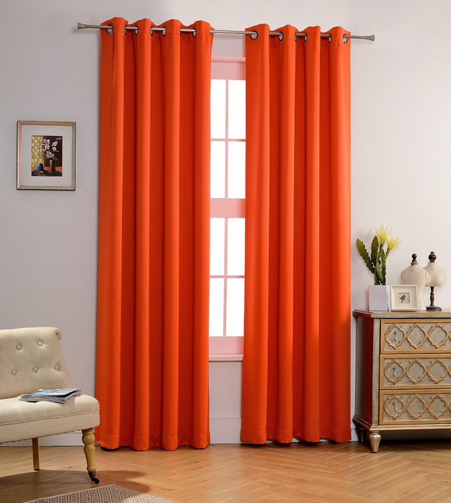 rèm vải một màu cũng có tác dụng cản ánh sáng