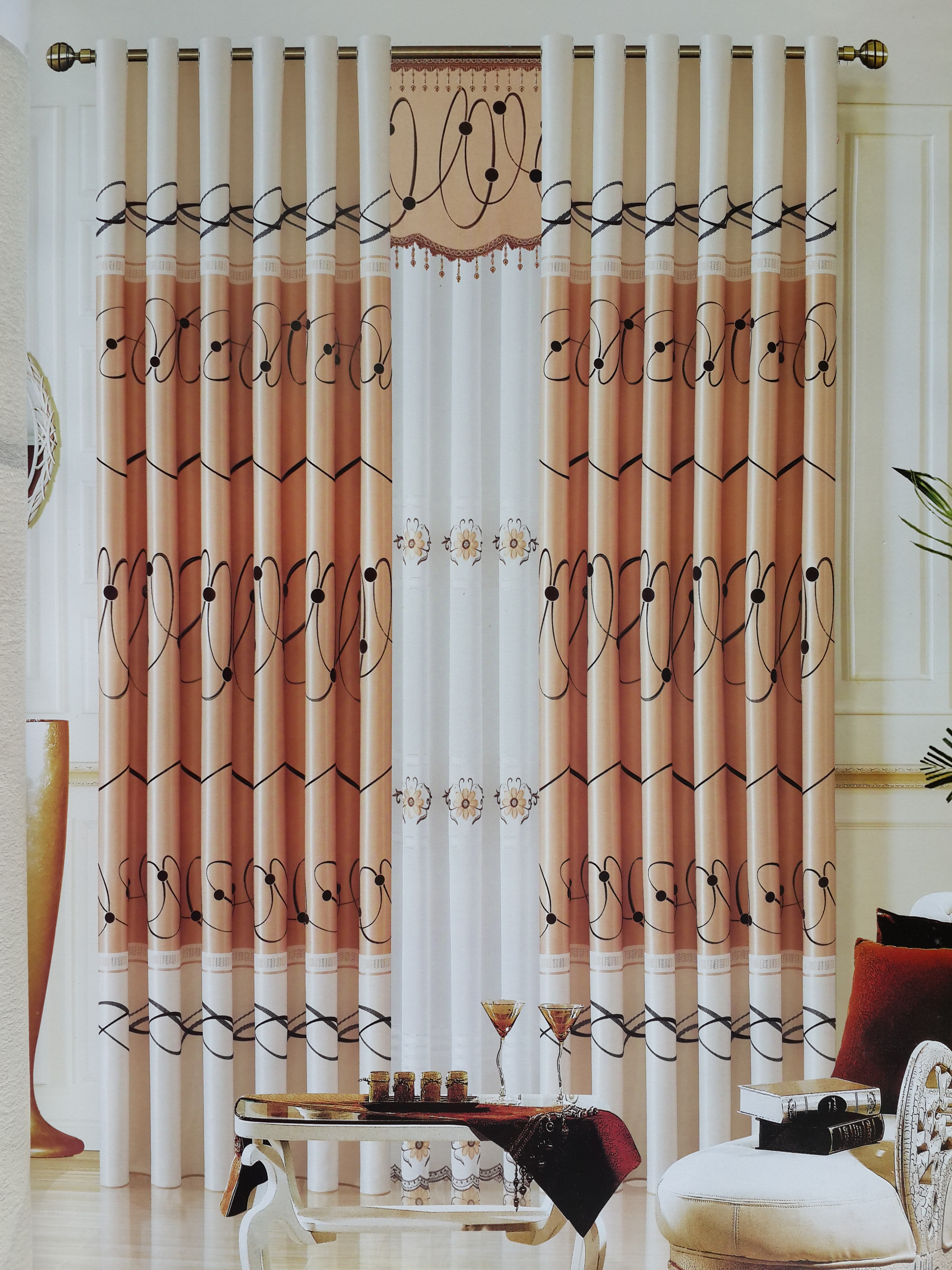 Rèm vải họa tiết cho căn phòng hiện đại